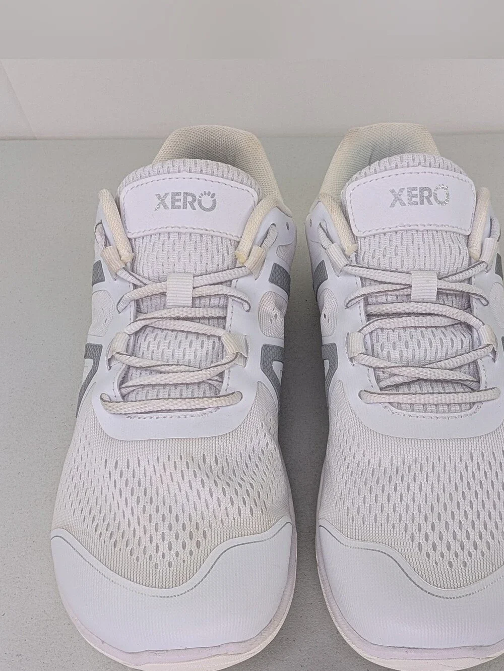 Xero Shoes HFS II Barefoot Running Sneakers Womens Size 9.5 White Low Top